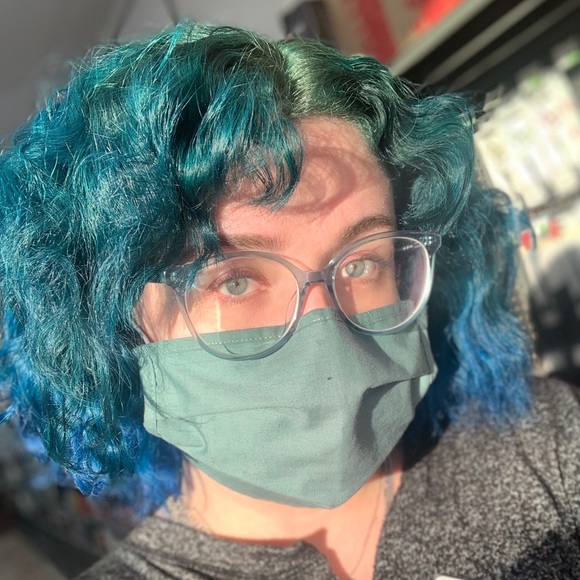 Meet your Posher, Eve - Picture 1 of 1